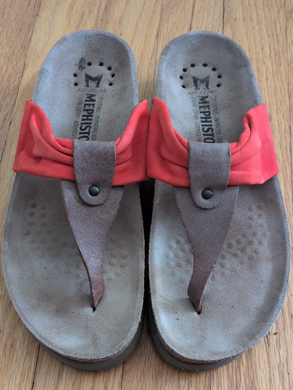Mephisto Helen Women's Coral Suede Thong Sandals 39